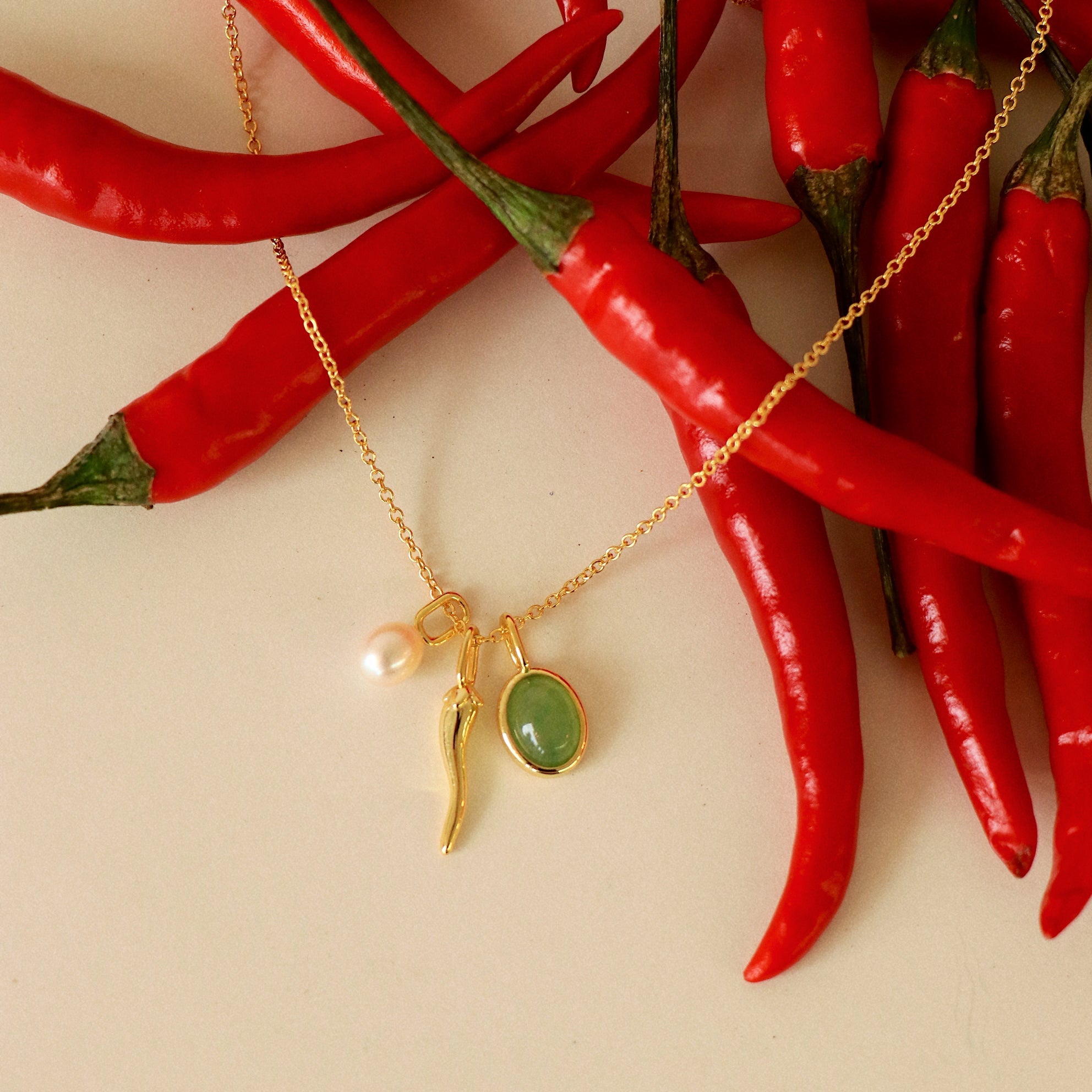 Pimento Charm Necklace - Tatoueusee Collection